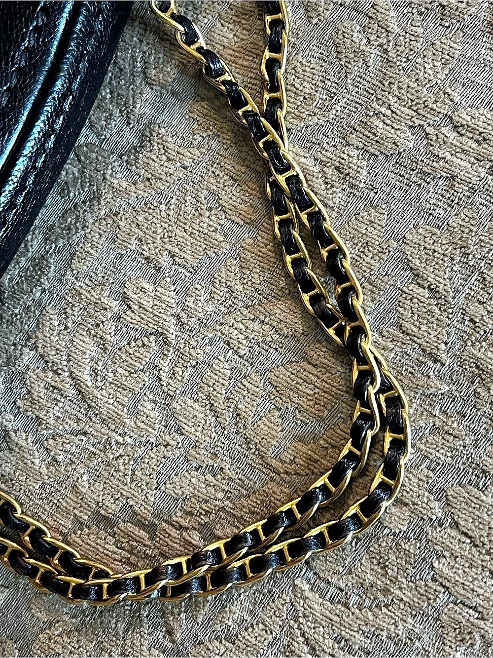 Prada Glace Calf Pushlock Chain Shoulder Bag Black - Picture 10 of 16